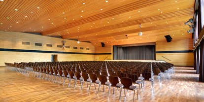 Winterhochzeit - PLZ 40233 (Deutschland) - Der große Festsaal des BÜRGERHAUS.QUADRATH mit 616m². - BÜRGERHAUS.QUADRATH