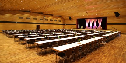 Winterhochzeit - Region Köln-Bonn - Der große Festsaal des BÜRGERHAUS.QUADRATH mit 616m². - BÜRGERHAUS.QUADRATH