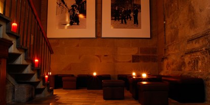 Winterhochzeit - Umgebung: in einer Stadt - Köln - Loungebestuhlung - 1460 Veranstaltungsraum