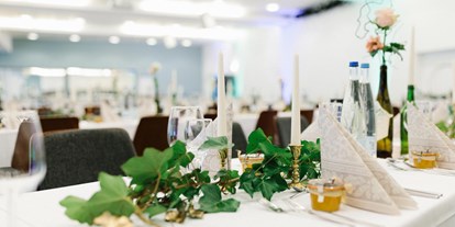 Winterhochzeit - Hochzeits-Stil: Modern - Münsingen (Reutlingen) - Tagungszentrum Blaubeuren