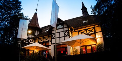 Winterhochzeit - Art der Location: Restaurant - Hessen Nord - Villa im Tal Außenansicht - Villa im Tal