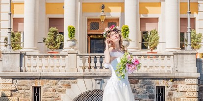 Winterhochzeit - Art der Location: Schloss - Trentino-Südtirol - Vor und in dem Hotel können traumhafte Hochzeitsfotos geschossen werden - Grand Hotel Imperial