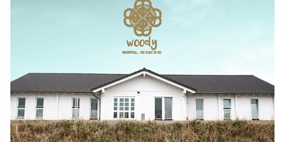 Winterhochzeit - Hochzeits-Stil: Modern - Deutschland - Woody