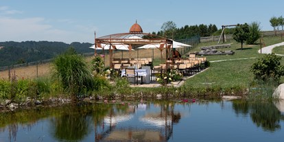Winterhochzeit - Münzkirchen - Das Hoamat bietet eine Trauung im Freien - direkt am See. - Hoamat - Essen Feiern Schlafen