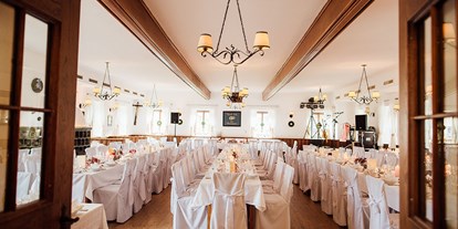 Winterhochzeit - PLZ 6065 (Österreich) - Feiern Sie Ihre Hochzeit im Landgasthof & Hotel Linde in 6275 Stumm. - Landgasthof & Hotel Linde