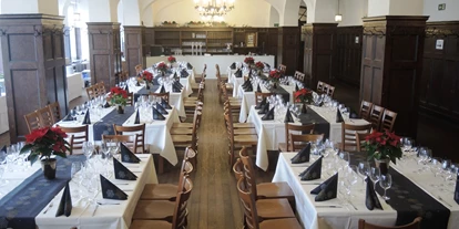 Winterhochzeit - Hochzeits-Stil: Traditionell - Schwöll - Der Kleine Saal | für bis zu 120 Personen - Restaurant Stieglkeller - Salzburg