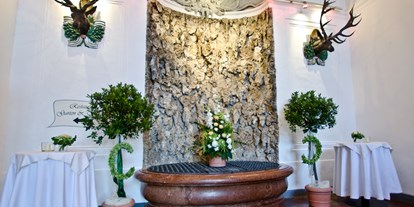 Winterhochzeit - Preisniveau: €€ - Unken - Eingang zum großen Saal  - Restaurant Stieglkeller - Salzburg