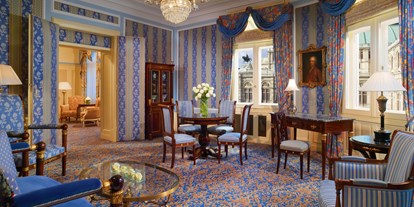 Winterhochzeit - Art der Location: Hotel - Mödling - Unsere wunderbaren Opern-Suiten mit Blick auf die Wiener Staatsoper - Hotel Bristol Vienna