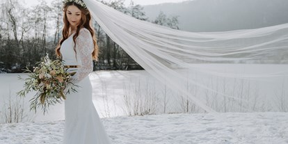Winterhochzeit - Art des Shootings: Portrait Hochzeitsshooting - MxM Photo