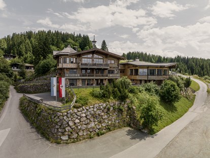 Winterhochzeit - nächstes Hotel - Tiroler Unterland - jezz AlmResort Ellmau