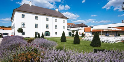 Winterhochzeit - Preisniveau: €€ - Engelhartstetten - Das Schloss Raggendorf in 2215 Raggendorf. - Schloss Raggendorf