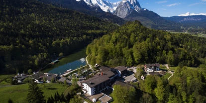 Winterhochzeit - Garten - Hinterriß (Vomp) - Riessersee Hotel Garmisch-Partenkirchen, Luftaufnahme - Riessersee Hotel Garmisch-Partenkirchen