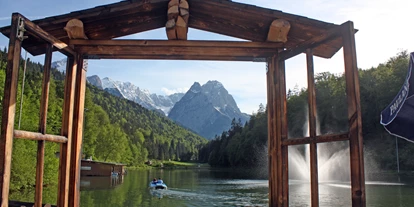Winterhochzeit - Garten - Hinterriß (Vomp) - Beste Aussichten für Ihren schönsten Tag im Leben am Riessersee in Garmisch-Partenkirchen - Riessersee Hotel Garmisch-Partenkirchen