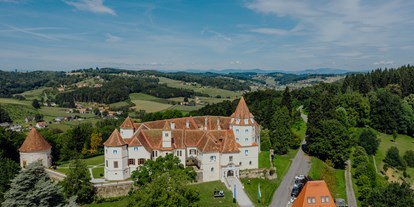 Winterhochzeit - Art der Location: Schloss - Oberschwarza - Schlosswirt Kornberg