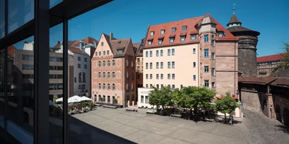 Winterhochzeit - Bewirtung: externe Bewirtung - Höchstadt an der Aisch - Ansicht vom Klarissenplatz - Hotel VICTORIA Nürnberg