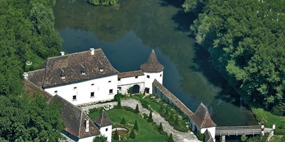Winterhochzeit - Art der Location: Schloss - Weißenkirchen in der Wachau - Wasserschloss Totzenbach