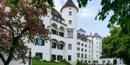 Winterhochzeit - nächstes Hotel - Aigen im Ennstal - Schloss Pichlarn, Außenansicht.
Foto © Richard Schabetsberger - Schloss Pichlarn