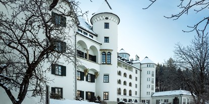 Winterhochzeit - Art der Location: im Freien - Preunegg - Schloss Pichlarn, Außenansicht im Winter.
Foto © Richard Schabetsberger - Schloss Pichlarn