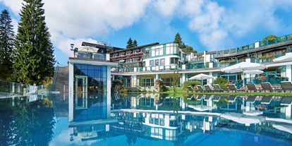 Winterhochzeit - nächstes Hotel - Mutters - Außenansicht Wasserwelt - Astoria Resort***** in Seefeld