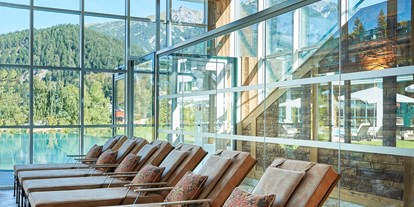 Winterhochzeit - Umgebung: in den Bergen - Heiterwang - Relaxbereich mit Panoramablick - Astoria Resort***** in Seefeld