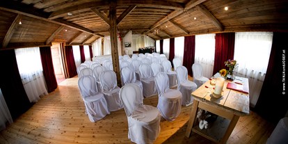 Winterhochzeit - Treffenboden - Heiraten auf der Gamskogelhütte auf 1850m Seehöhe.
Foto © tanjaundjosef.at - Gamskogelhütte