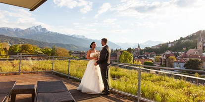 Winterhochzeit - Festzelt - Kleinboden (Fügen, Uderns) - Heiraten über den Dächern Innsbrucks vor der einzigarten Bergkulisse der Tiroler Alpen - Austria Trend Hotel Congress Innsbruck
