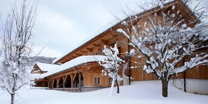 Winterhochzeit - Art der Location: Bauernhof/Landhaus - Schwöll - Der Feldbauernhof, in 4853 Steinbach am Attersee, steht euch auch für romantische Winterhochzeiten zur Verfügung. - Feldbauernhof