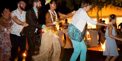Winterhochzeit - Fertörákos - Karibisches Hochzeits-Feeling an einem warmen Sommerabend am Neusiedlersee. - Hotel Seepark-Weiden