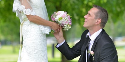 Winterhochzeit - Perfekte Jahreszeit: Frühlings-Hochzeit - Bludenz - Eines unserer begeisterten Brautpaare: Sonja & Martin - Vienna House Martinspark Dornbirn