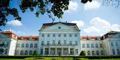 Winterhochzeit - Garten - Au am Kraking - Heiraten im Schloss Wilhelminenberg in Wien.
Foto © greenlemon.at - Austria Trend Hotel Schloss Wilhelminenberg