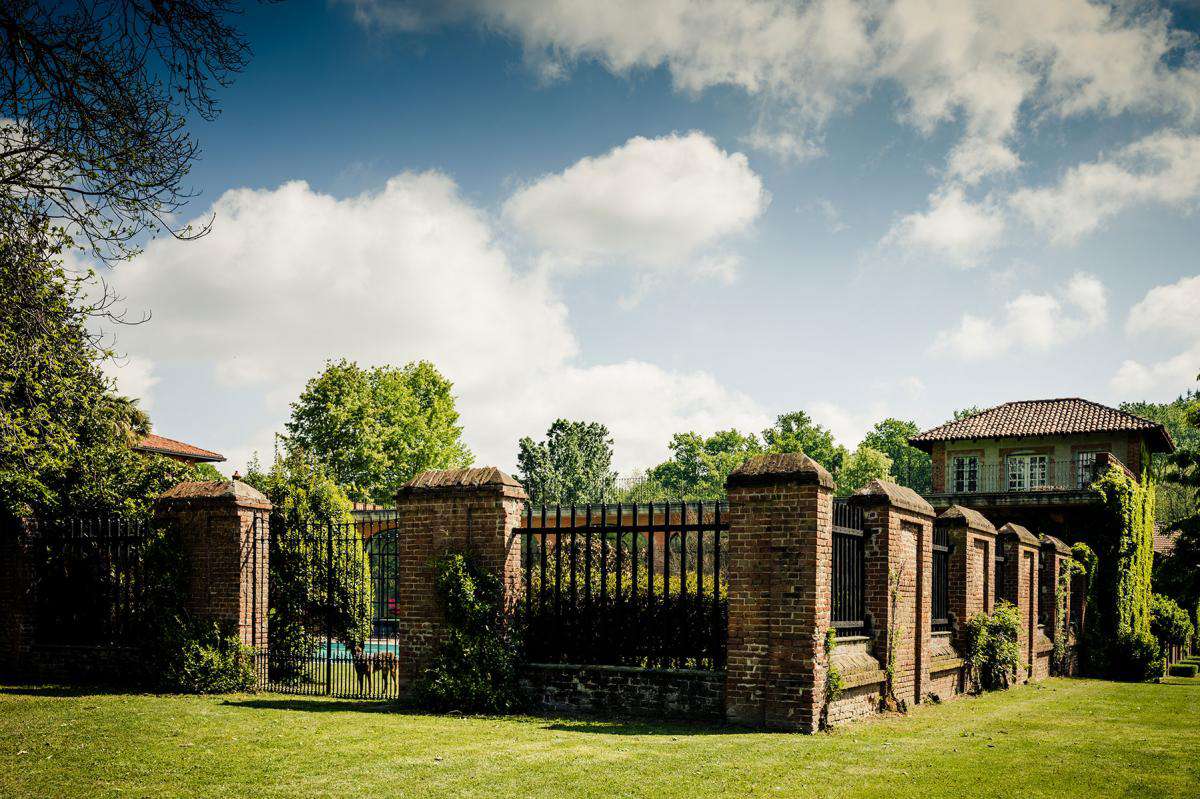 Hochzeitslocation - Privates Landgut
Country-Style Chic - GEHEIMTIPP Hochzeit Anwesen im italienischen Piemont