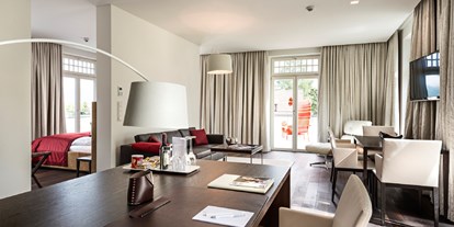 Winterhochzeit - Umgebung: in einer Stadt - Hart (Seckau) - Gästehaus Penthouse Suite - Hotel Steirerschlössl