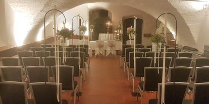 Winterhochzeit - Perfekte Jahreszeit: Sommer-Hochzeit - Hochstraß (Lockenhaus) - Kastell Stegersbach
