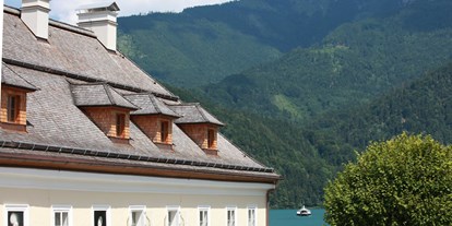 Winterhochzeit - Bürglstein - Das Mozarthaus in St. Gilgen mit Blick auf den Wolfgangsee. - Mozarthaus St. Gilgen am Wolfgangsee