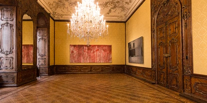 Winterhochzeit - Art der Location: Schloss - Obergänserndorf - Der Gelbe Salon des Palais Schönborn-Batthyány in Wien. - Palais Schönborn-Batthyány