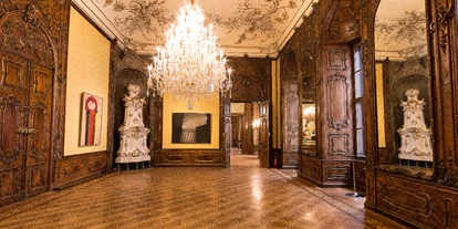 Winterhochzeit - Art der Location: Schloss - Siebenhaus - Der Gelbe Salon des Palais Schönborn-Batthyány in Wien. - Palais Schönborn-Batthyány