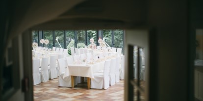 Winterhochzeit - Weinkeller - Germering - Feiern Sie Ihre Hochzeit in der La Villa am Starnberger See.
Foto © formafoto.net - LA VILLA am Starnberger See 