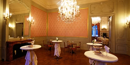 Winterhochzeit - nächstes Hotel - Hatzenbach - Damensalon als Buffet- oder Tanzbereich - Palais Daun-Kinsky