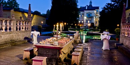 Winterhochzeit - Preisniveau: €€ - Abtenau - Desserbuffet am Fürstentisch | in den Hellbrunner Wasserspielen - Gasthaus zu Schloss Hellbrunn