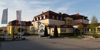 Winterhochzeit - nächstes Hotel - Oberösterreich - Außenansicht - Gasthof Hotel Jägerwirt