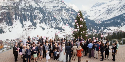 Winterhochzeit - Geeignet für: Hochzeit - St. Anton am Arlberg - Einzigartige Fotos entstehen bei tollem Pa - Hotel Sonnenburg