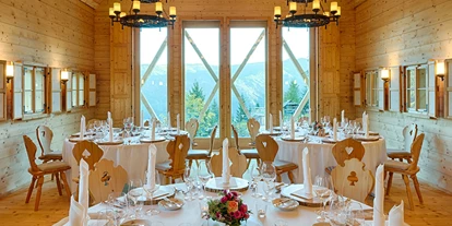 Winterhochzeit - nächstes Hotel - Stubeck Sonnalm - Feiern Sie Ihre Hochzeit im Feststadl des Almdorf Seinerzeit - Almdorf Seinerzeit