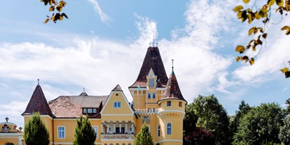 Winterhochzeit - nächstes Hotel - Grössing - Georgi Schloss und Weingut