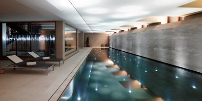 Winterhochzeit - Art der Location: Hotel - Vorarlberg - 23 m langer Indoor Pool - Hotel & Chalet Aurelio
