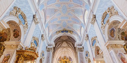Winterhochzeit - Garten - St. Michael (Weißenkirchen in der Wachau) - Eine Hochzeitsfeier im Stift Göttweig. - Benediktinerstift Göttweig
