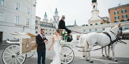 Winterhochzeit - Preisniveau: €€ - Berchtesgaden - Feiern Sie Ihre Hochzeit im m32 - Museum der Moderne mit Blick auf die Festung Hohensalzburg.
 - m32