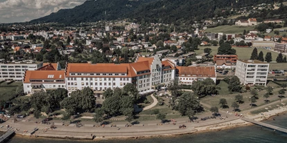 Winterhochzeit - Geeignet für: Hochzeit - Region Bodensee - Blick auf das Sentido Seehotel Am Kaiserstrand vom Bodensee aus.  - Seehotel am Kaiserstrand
