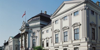 Winterhochzeit - Preisniveau: € - Höbersdorf - Palais Auersperg