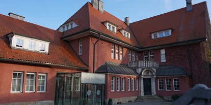 Winterhochzeit - Art der Location: privates Anwesen - Dietach (Schleißheim) - Eingangsbereich - Villa Muthesius - VILLA MUTHESIUS