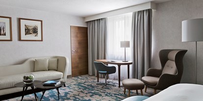 Winterhochzeit - Hochzeits-Stil: Modern - Mödling - Junior Suite - Vienna Marriott Hotel